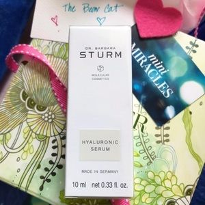 Dr. Sturm Travel-size Hyaluronic must try!
